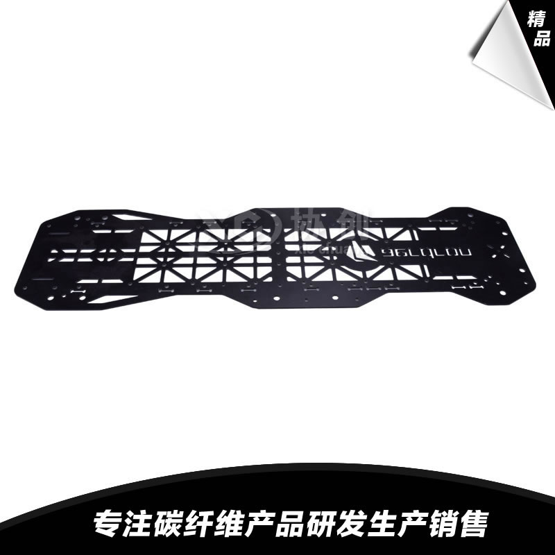 碳纖維和金屬材料的主要區(qū)別在什么地方？